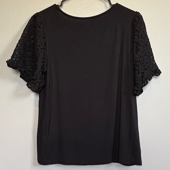 4/25$ 14th & Union Women’s Black Flutter Lace Sleeve Blouse Size Small - Picture 2 of 7
